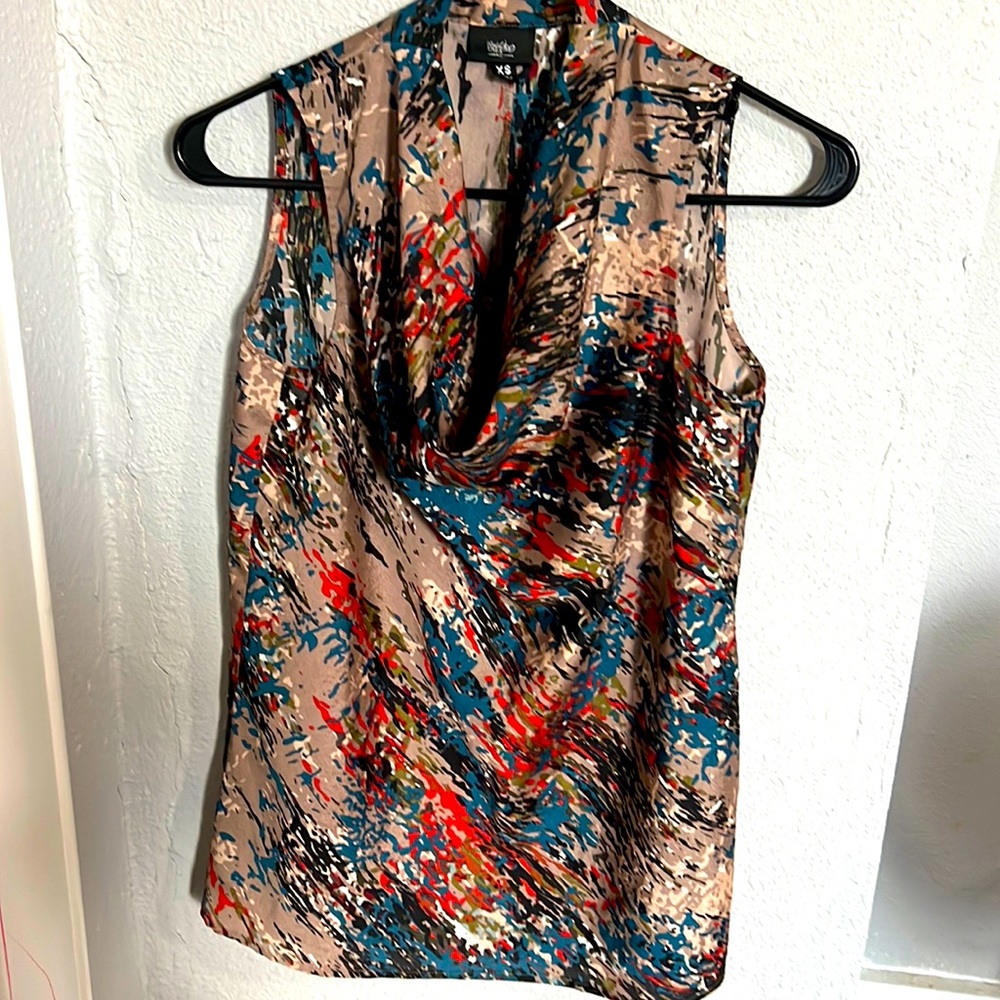 Armless Blouse with Fun Print